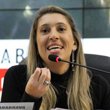 Carol Canabrava